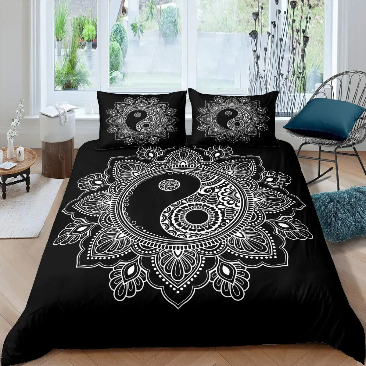 Équilibre et élégance : notre couette noire arborant un motif Yin Yang apporte une touche de sérénité à votre chambre à coucher. Avec son design harmonieux, elle crée une atmosphère apaisante pour des nuits de sommeil équilibré et réparateur