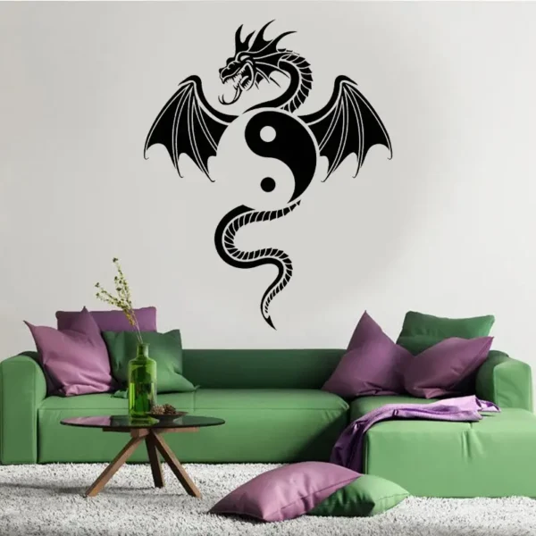 Un Sticker Dragon Yin Yang, symbole d'équilibre et d'harmonie, apportant la puissance et la sérénité de ces créatures légendaires à votre espace. Un design fascinant pour une décoration unique